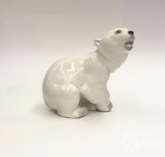 Скульптура "Медвежонок белый"